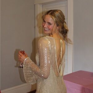 Meet your Posher, Julia